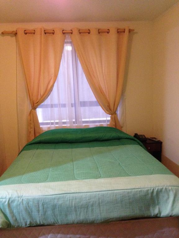 פוארטו מונט Hotel Costa Bahia חדר תמונה